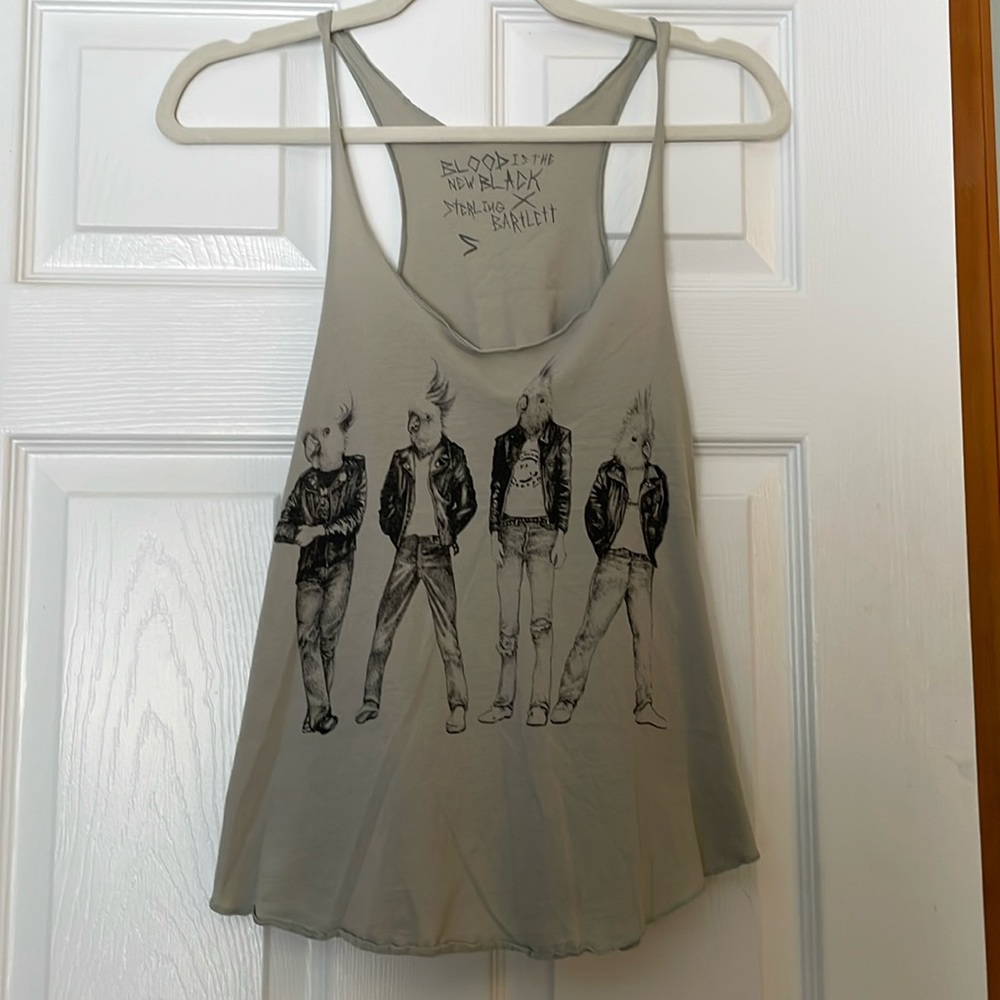 Long grey tank
